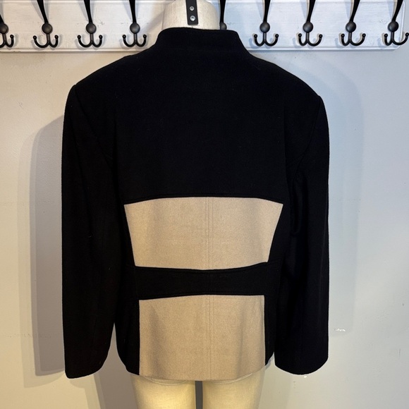 Vintage Black and Tan wool and cashmere jacket - Picture 3 of 8